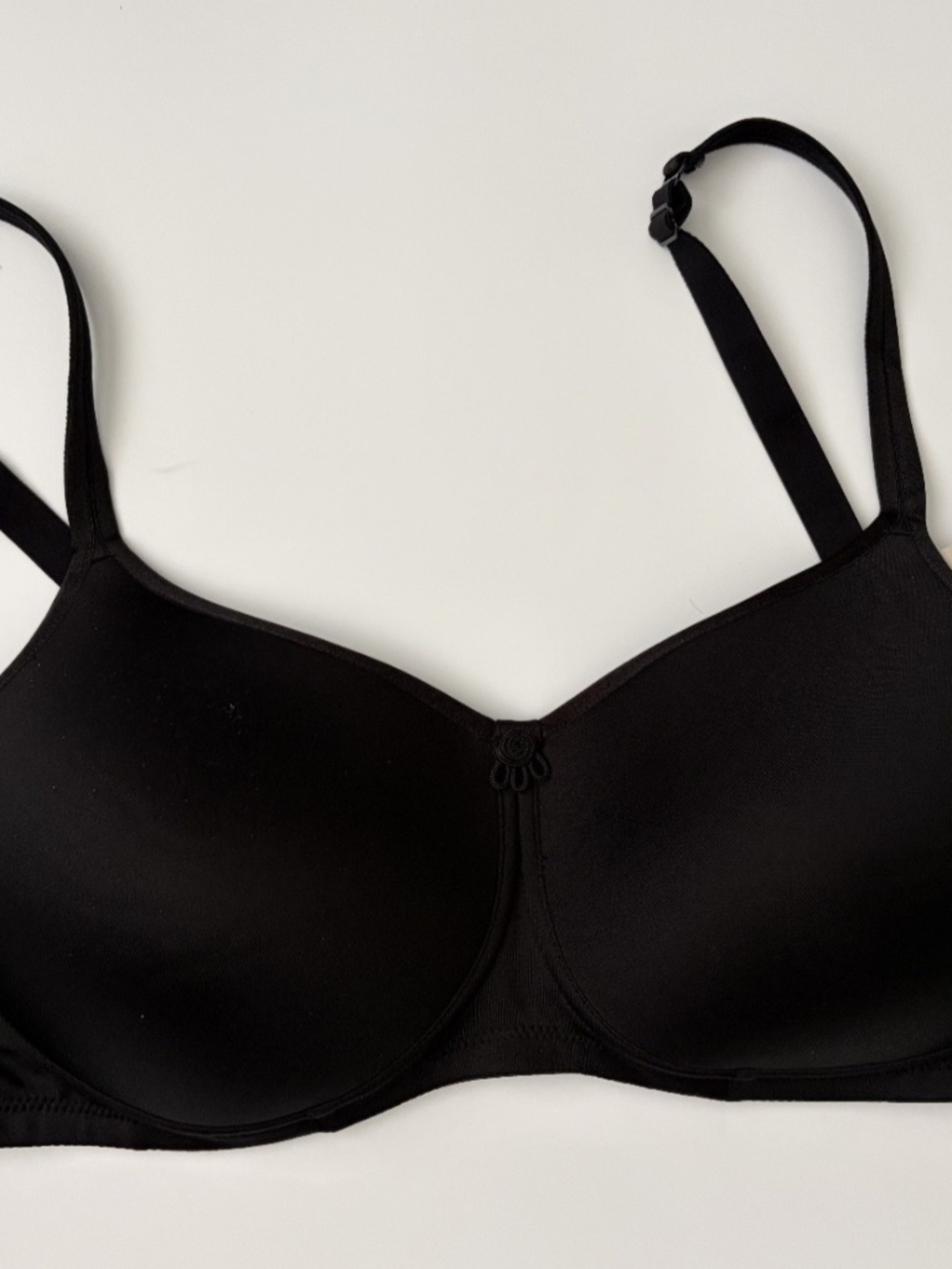 NWT Amoena Mara Mastectomy Bra 42A Black Wire Free Lightly Padded 44865
